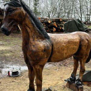 Pferdeskulptur Holz